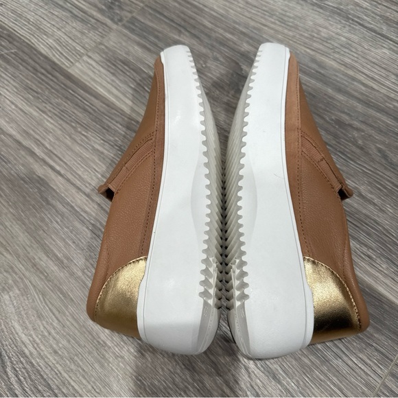 Vionic Men's Light Brown Slip-On Loafers - Picture 6 of 6